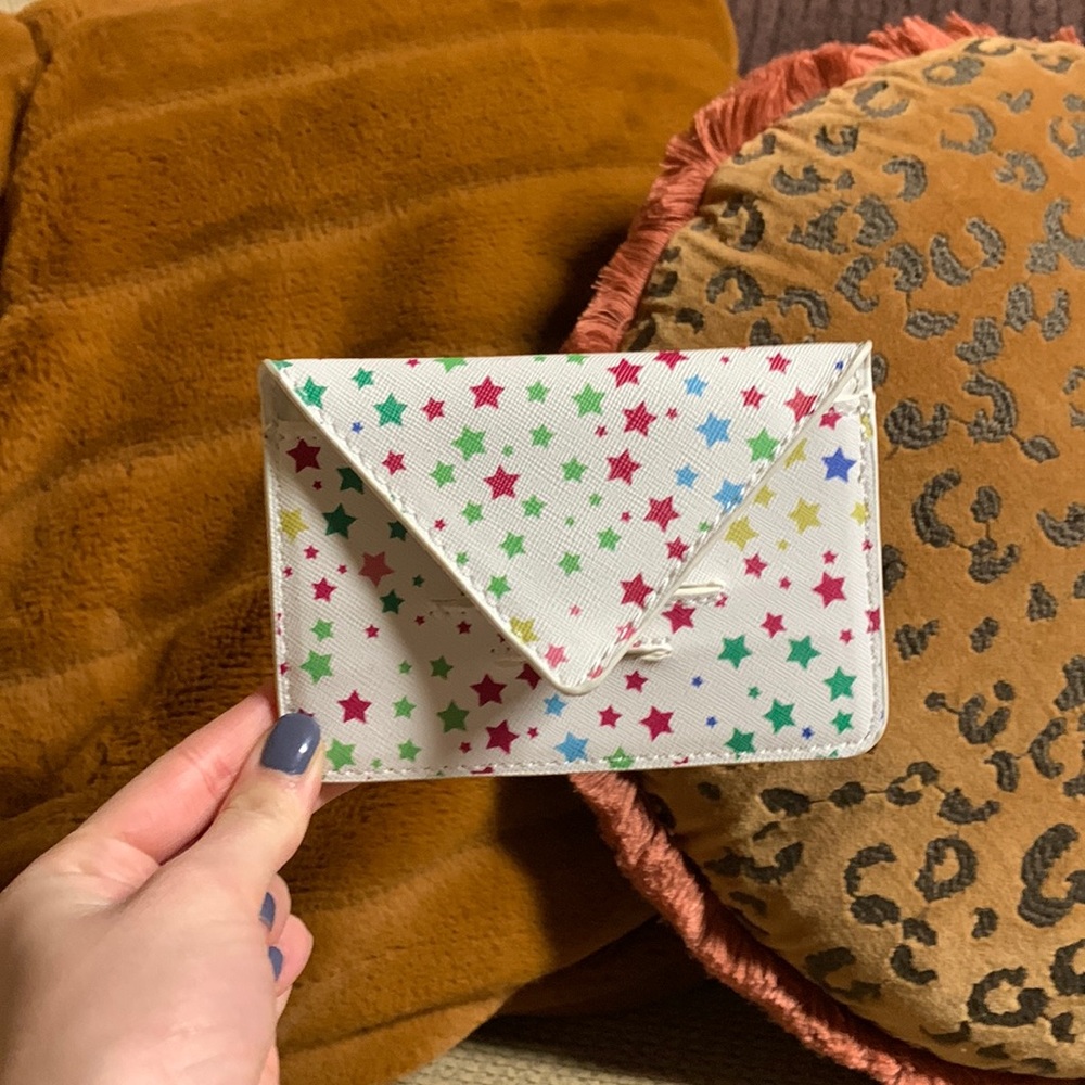 Small star wallet